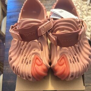 Salehe Bembury CROCS